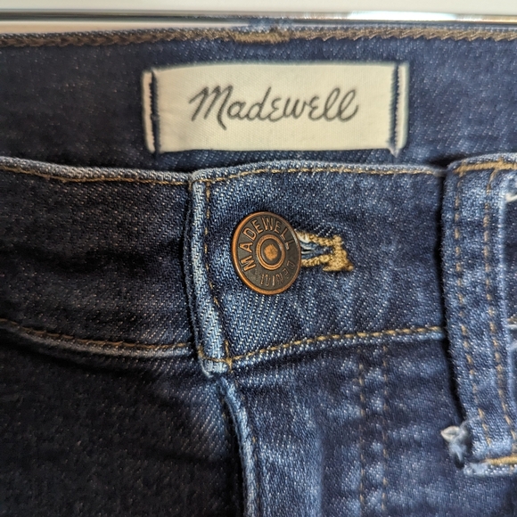 Madewell 9" Mid-Rise Skinny Jeans - Picture 3 of 6